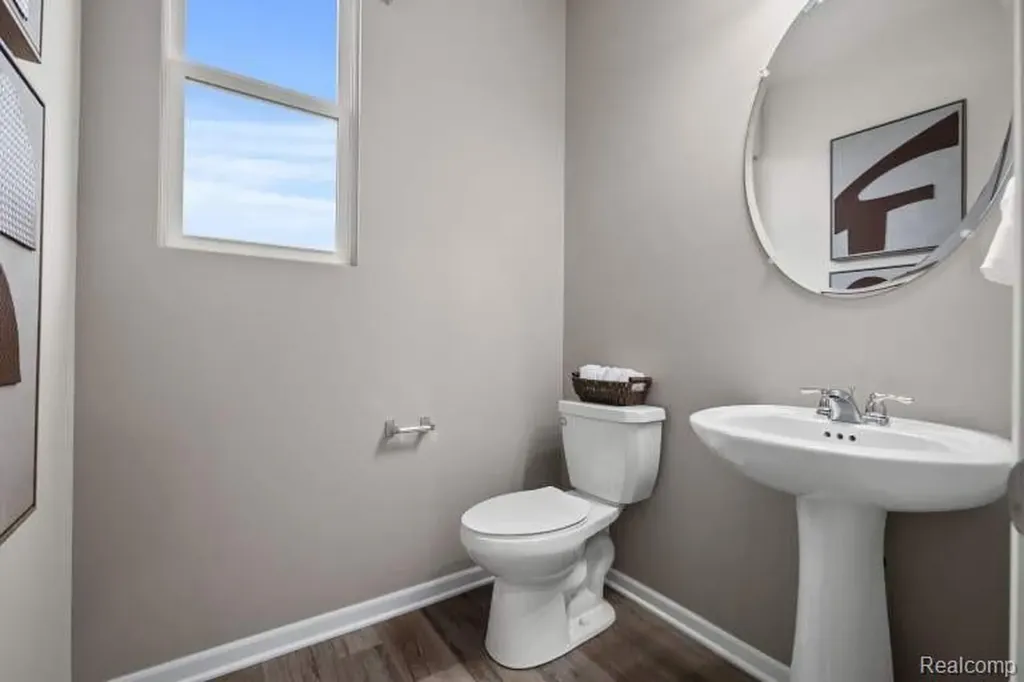 25560 Tolstoy Trail Novi City MI 48375