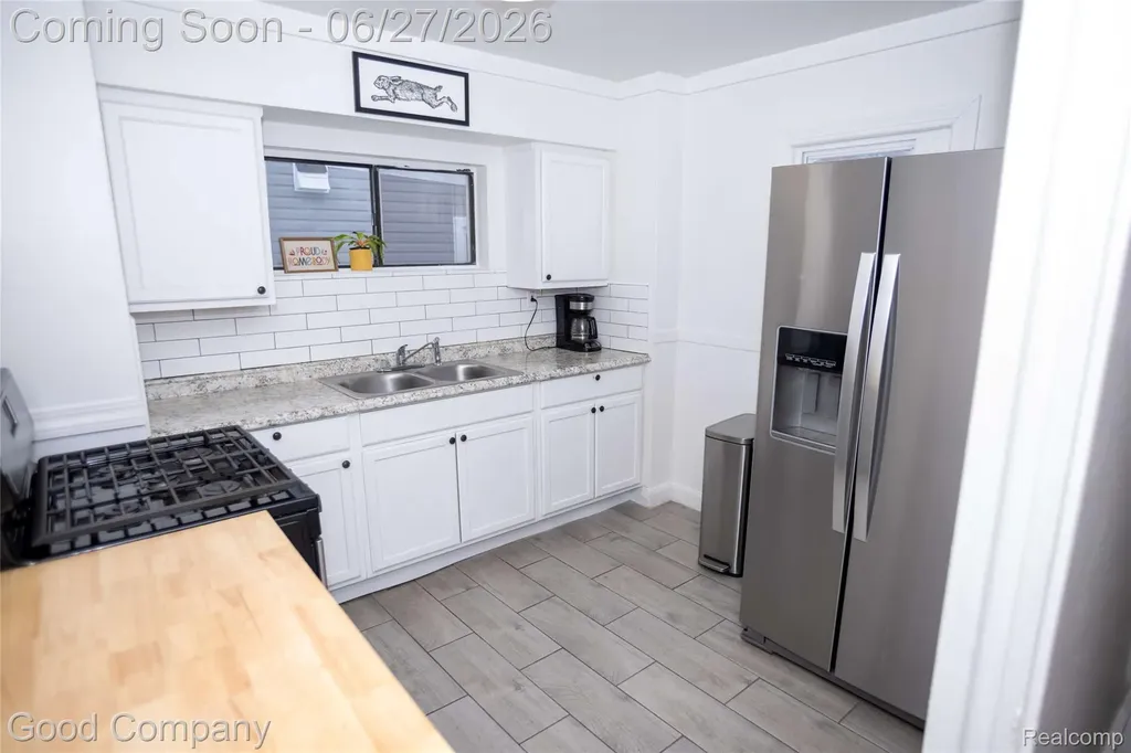 16241 Inverness Street Detroit City MI 48221