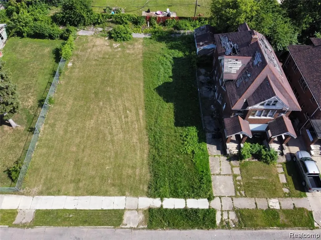 67 Pilgrim Street Highland Park City MI 48203