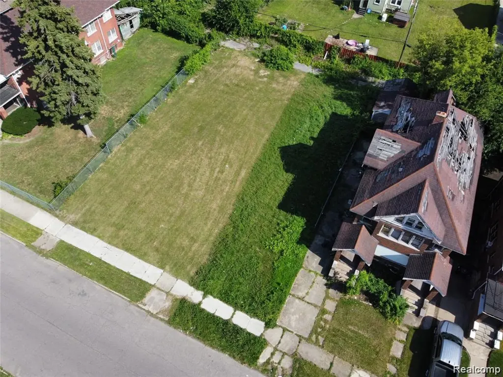 67 Pilgrim Street Highland Park City MI 48203