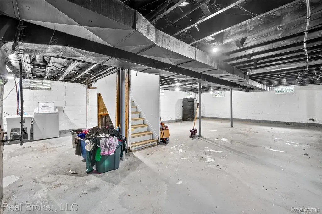 13905 Longacre Street Detroit City MI 48227