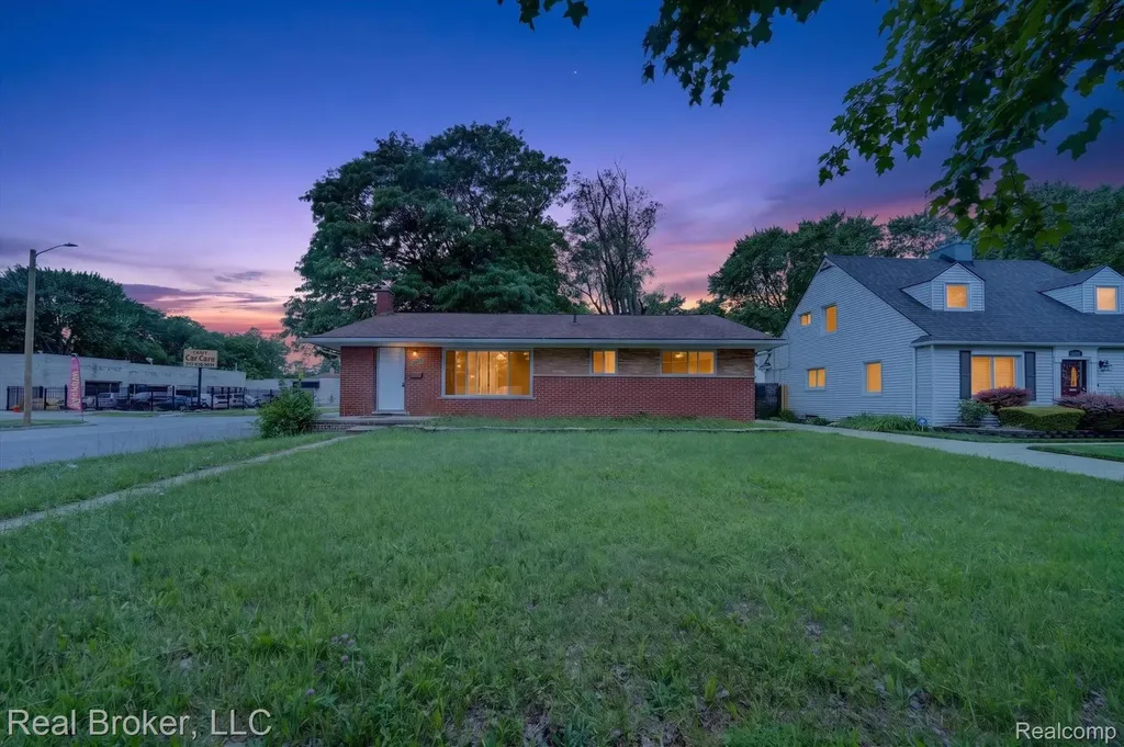 13905 Longacre Street Detroit City MI 48227