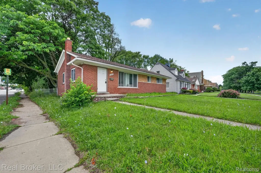 13905 Longacre Street Detroit City MI 48227