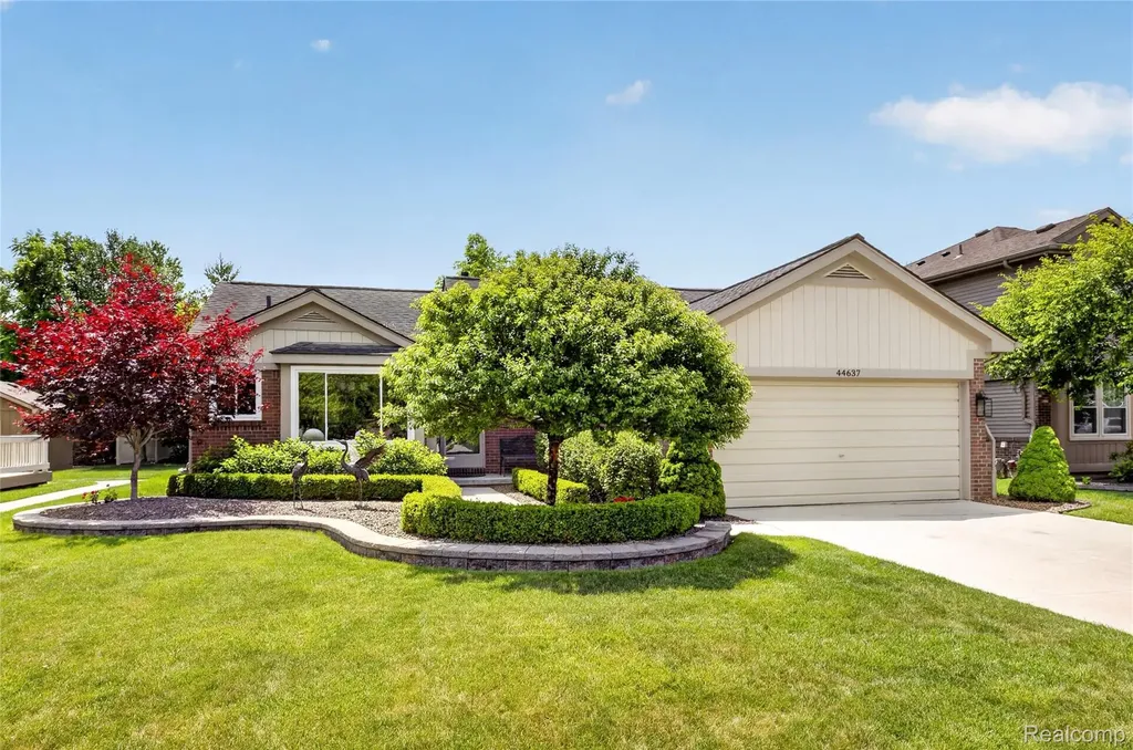 44637 Ridgefield Road Canton Charter Township MI 48188