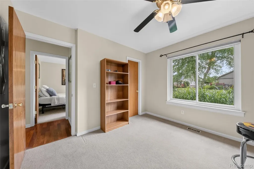 44637 Ridgefield Road Canton Charter Township MI 48188
