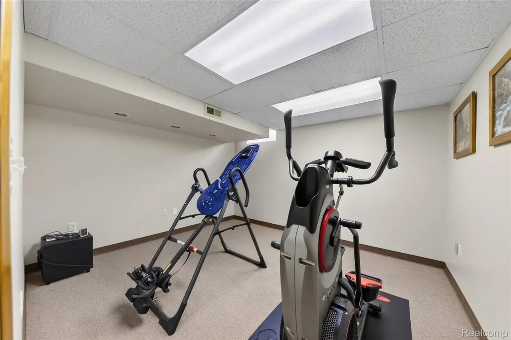 44637 Ridgefield Road Canton Charter Township MI 48188