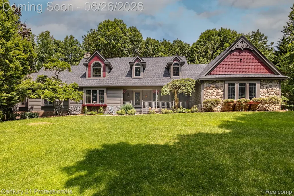 9200 Fox Hollow Road Independence Charter Township MI 48348