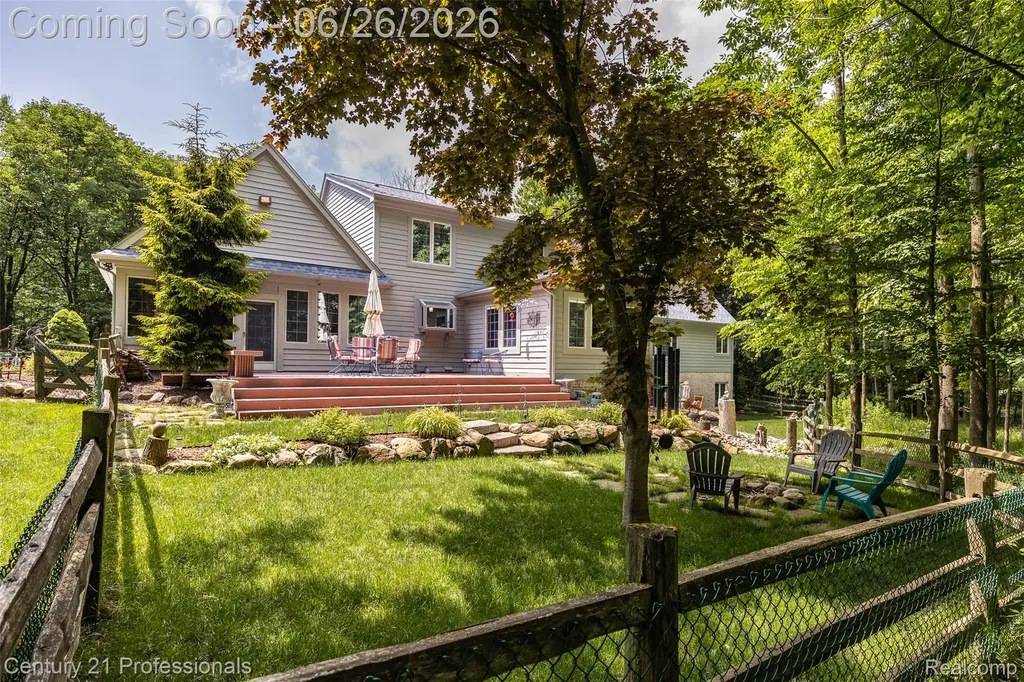 9200 Fox Hollow Road Independence Charter Township MI 48348