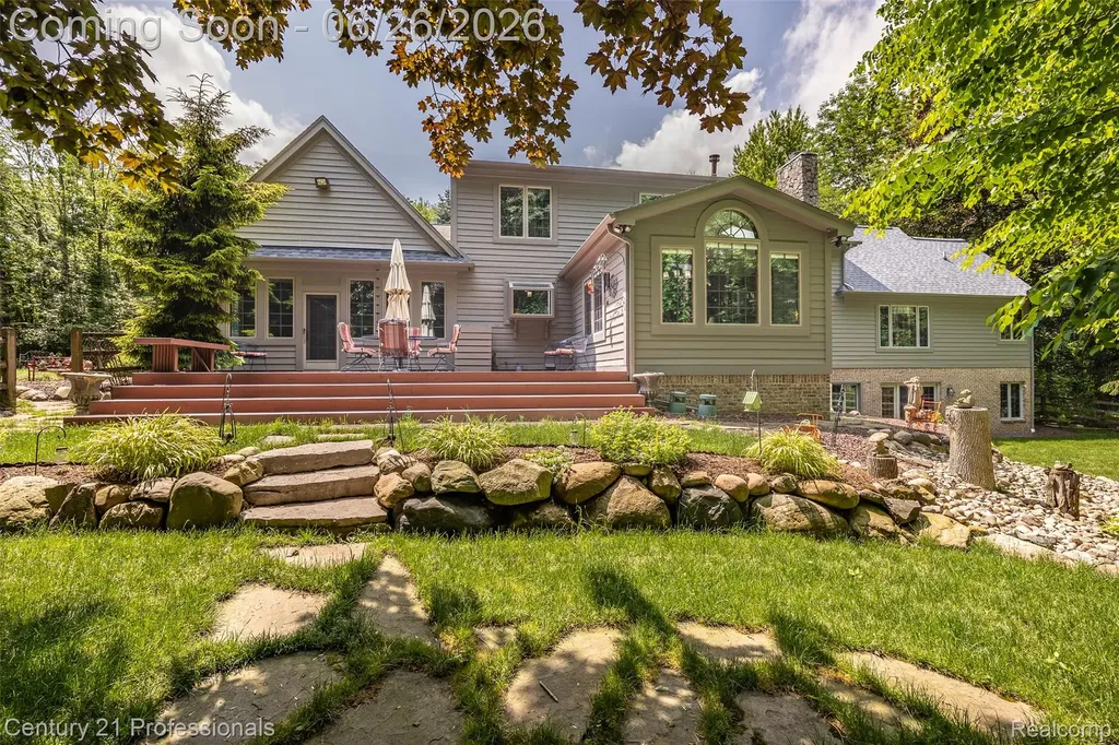 9200 Fox Hollow Road Independence Charter Township MI 48348