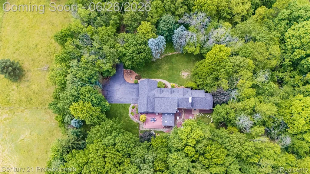 9200 Fox Hollow Road Independence Charter Township MI 48348