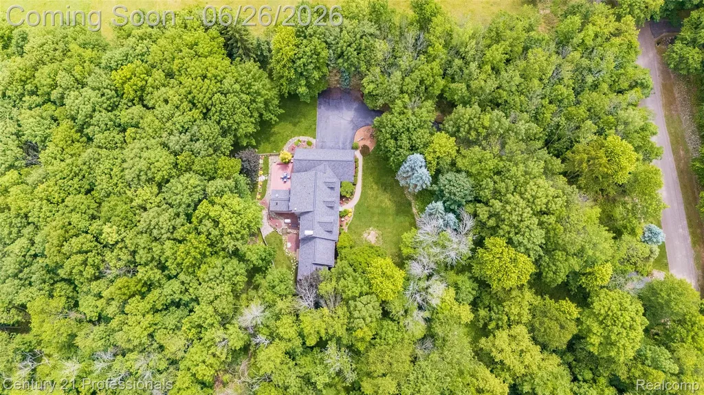 9200 Fox Hollow Road Independence Charter Township MI 48348