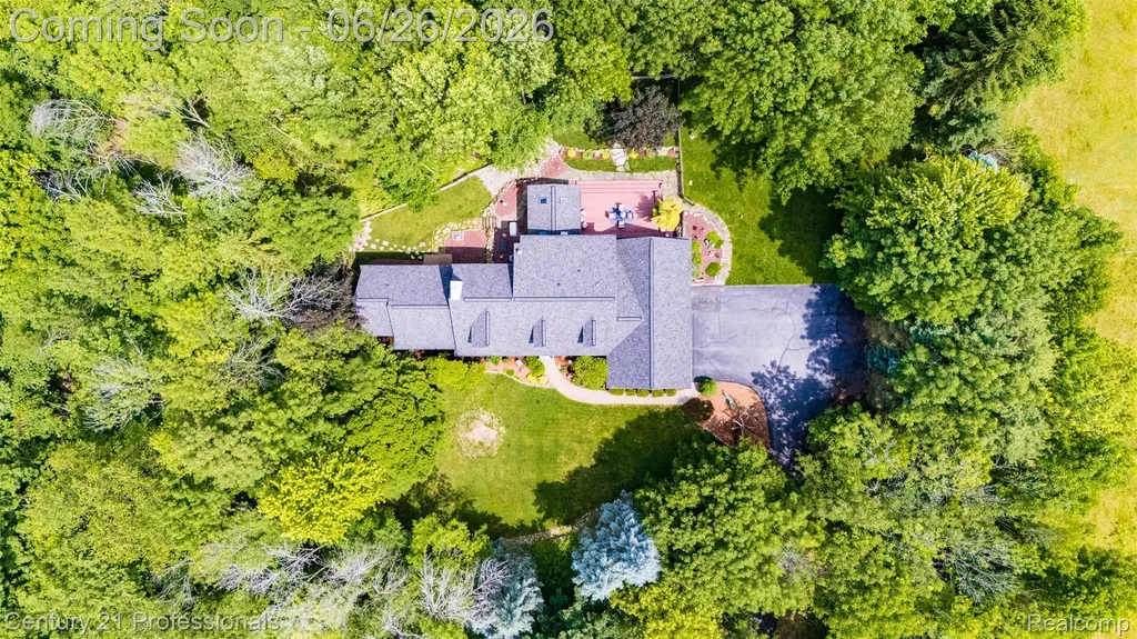 9200 Fox Hollow Road Independence Charter Township MI 48348