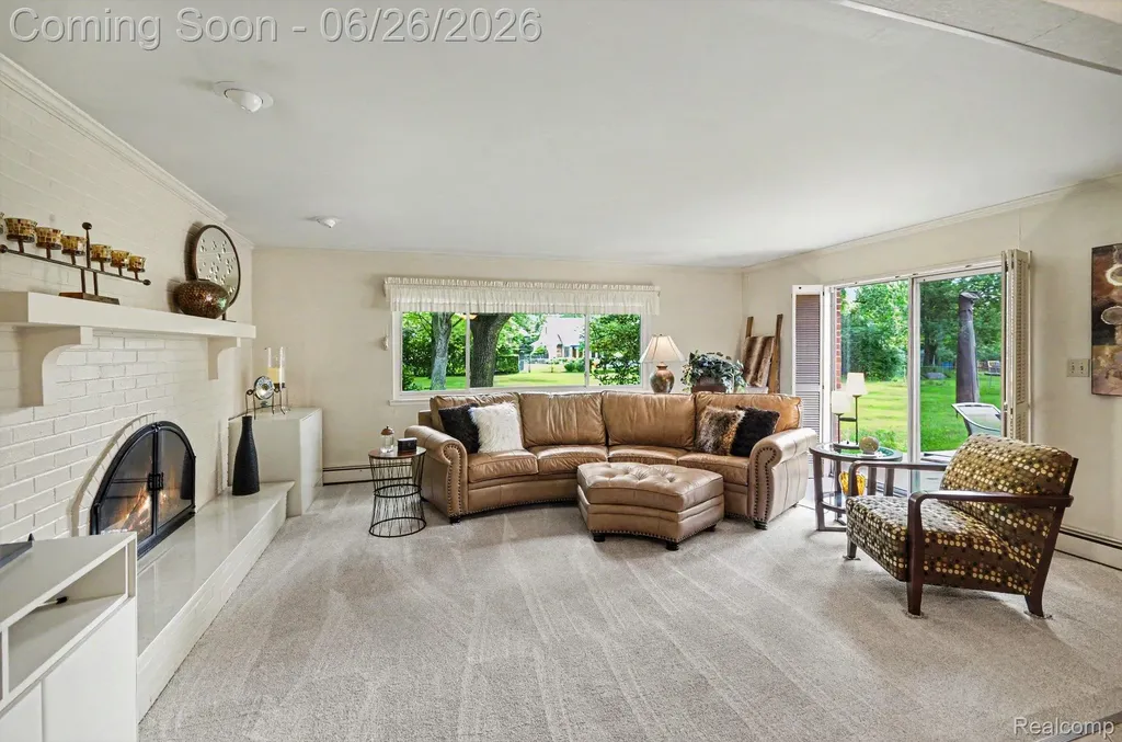 24474 Springbrook Drive Farmington Hills City MI 48336