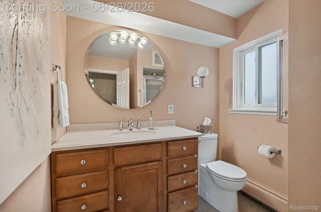 24474 Springbrook Drive Farmington Hills City MI 48336