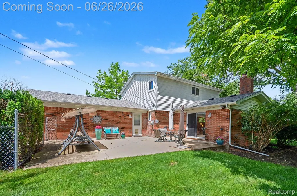 24474 Springbrook Drive Farmington Hills City MI 48336