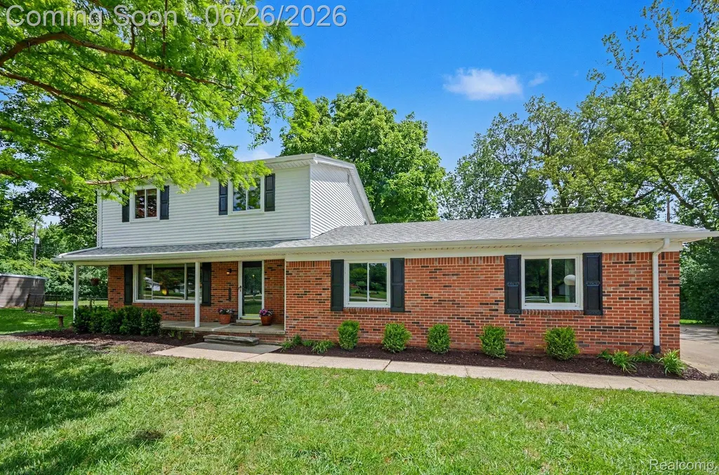 24474 Springbrook Drive Farmington Hills City MI 48336