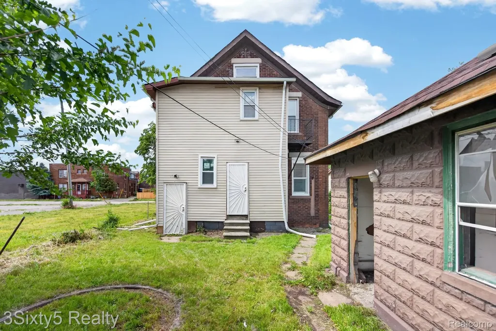 14 Myrtle Street River Rouge City MI 48218