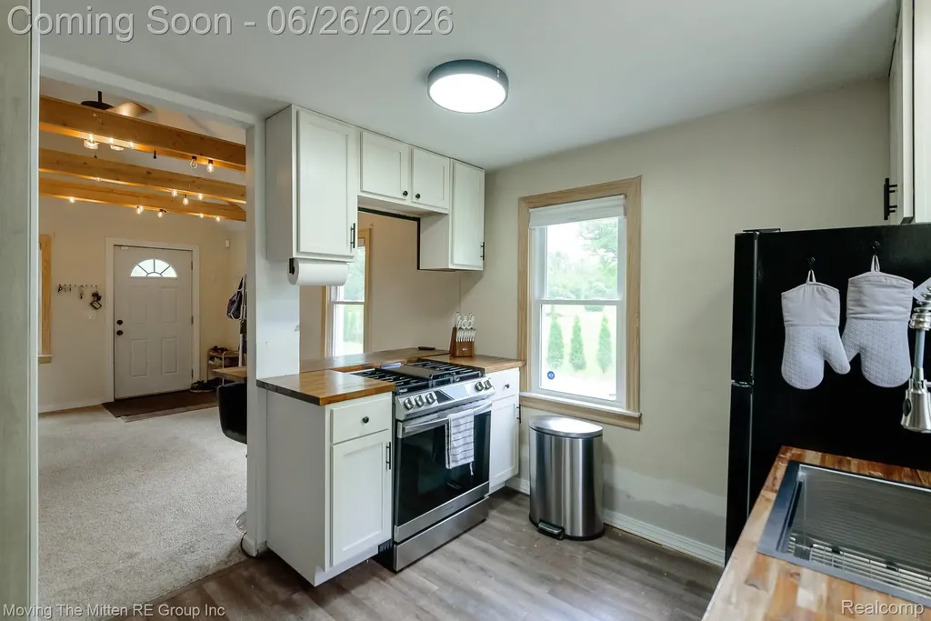 14220 Martinsville Road Van Buren Charter Township MI 48111