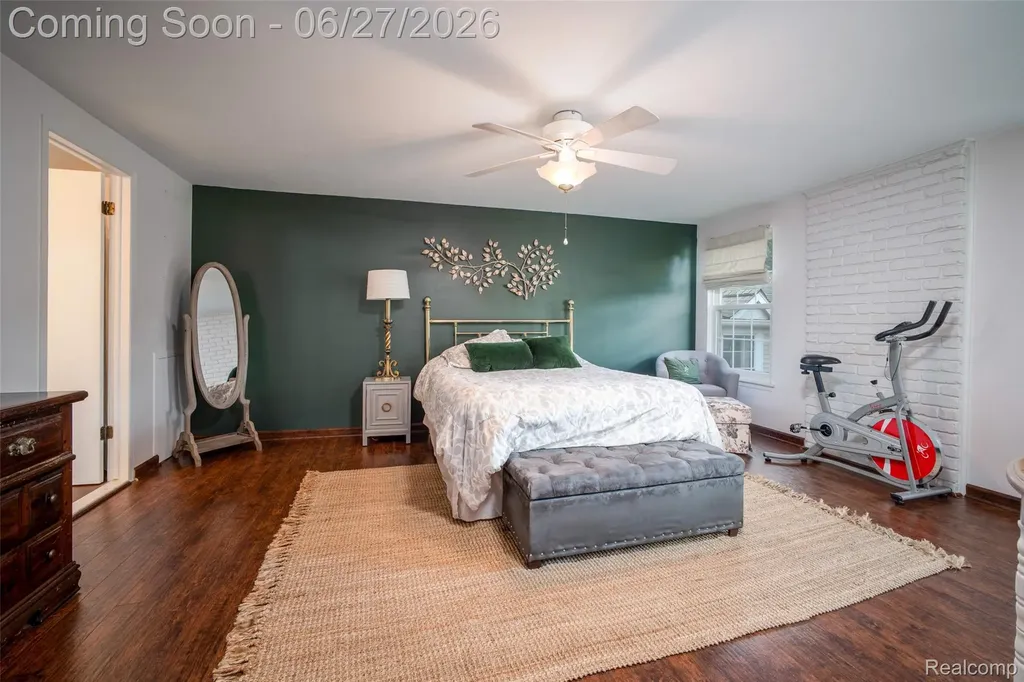 42174 Roscommon Street Novi City MI 48167