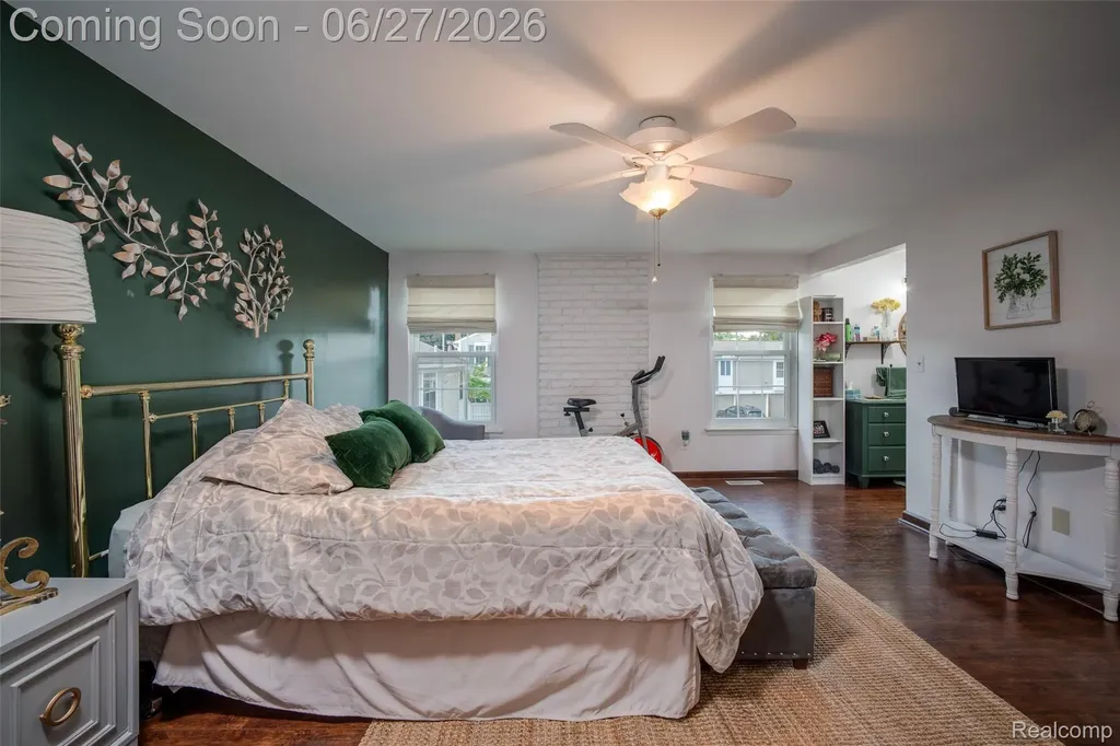42174 Roscommon Street Novi City MI 48167