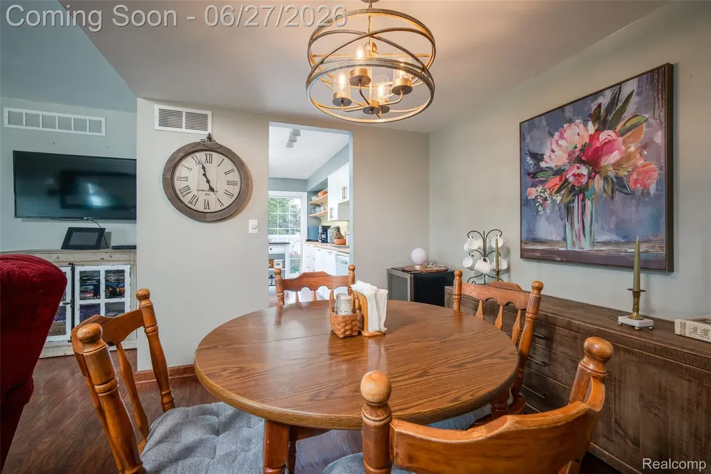 42174 Roscommon Street Novi City MI 48167