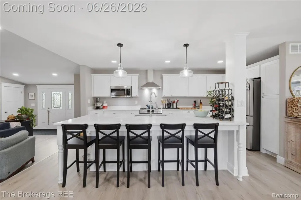 208 North Street Holly Village MI 48442