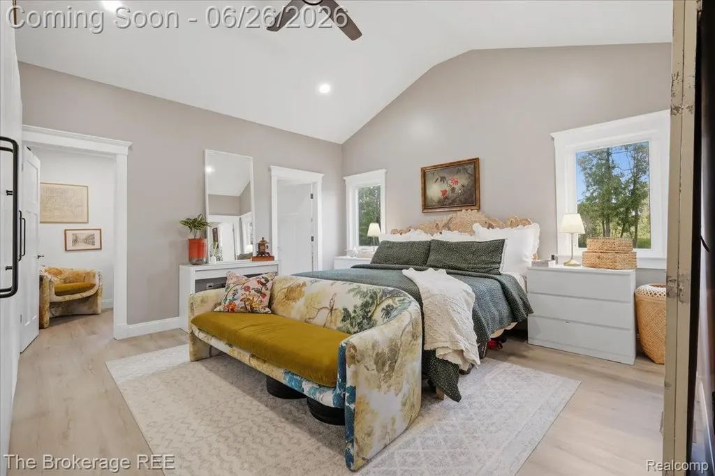 208 North Street Holly Village MI 48442