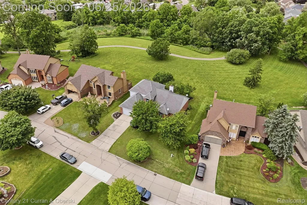 30785 Mystic Forest Drive Farmington Hills City MI 48331