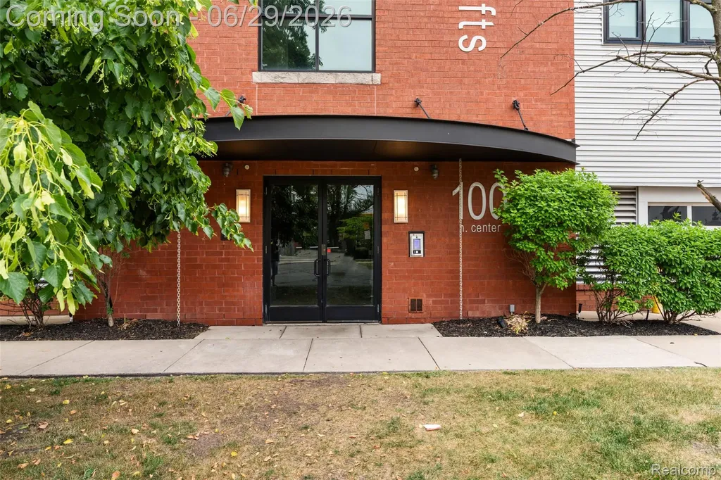 100 N Center Street Royal Oak City MI 48067