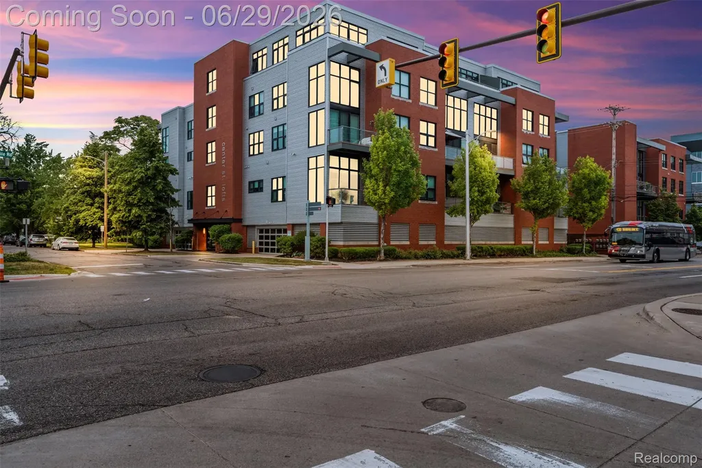 100 N Center Street Royal Oak City MI 48067