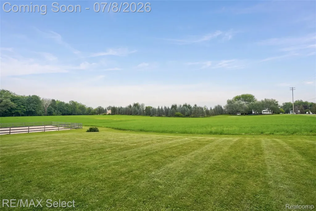 11025 Davison Road Davison Township MI 48423