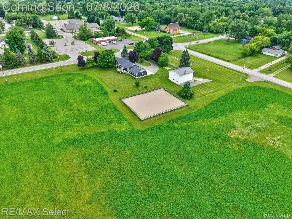11025 Davison Road Davison Township MI 48423