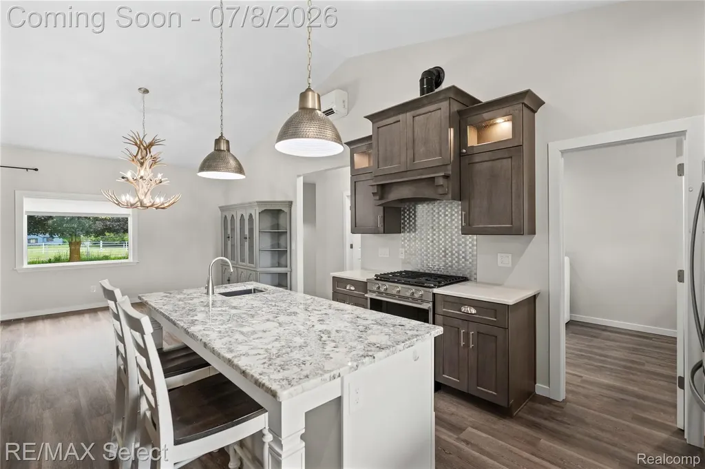11025 Davison Road Davison Township MI 48423
