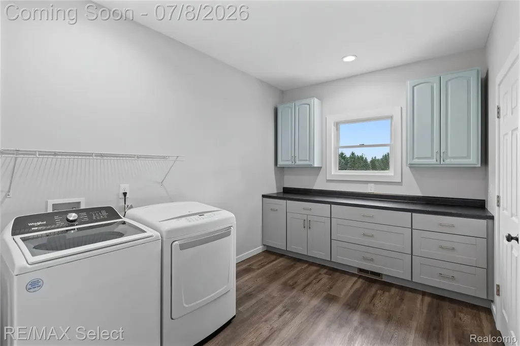 11025 Davison Road Davison Township MI 48423