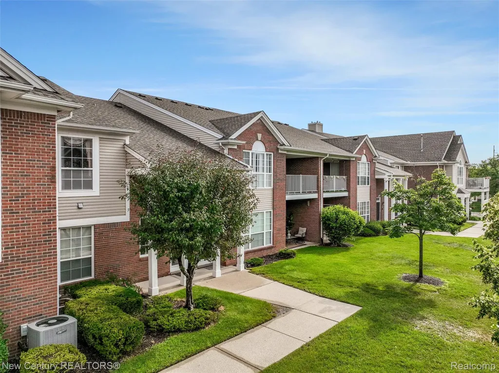 16476 Radison Drive Macomb Township MI 48044