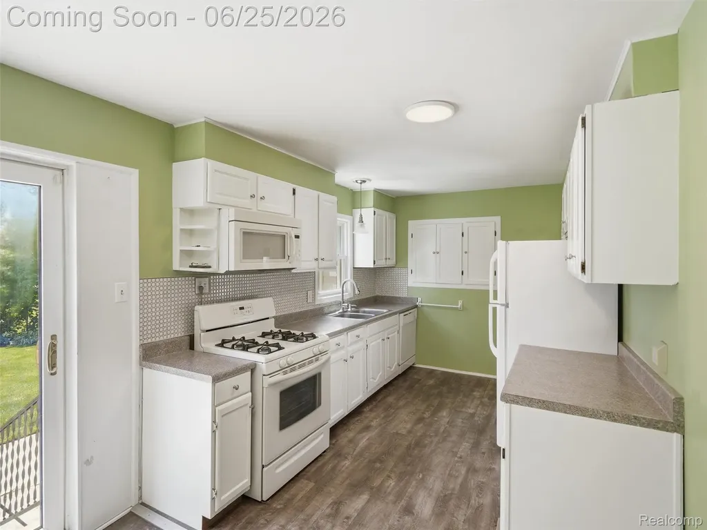 1170 Jay Avenue York Charter Township MI 48198