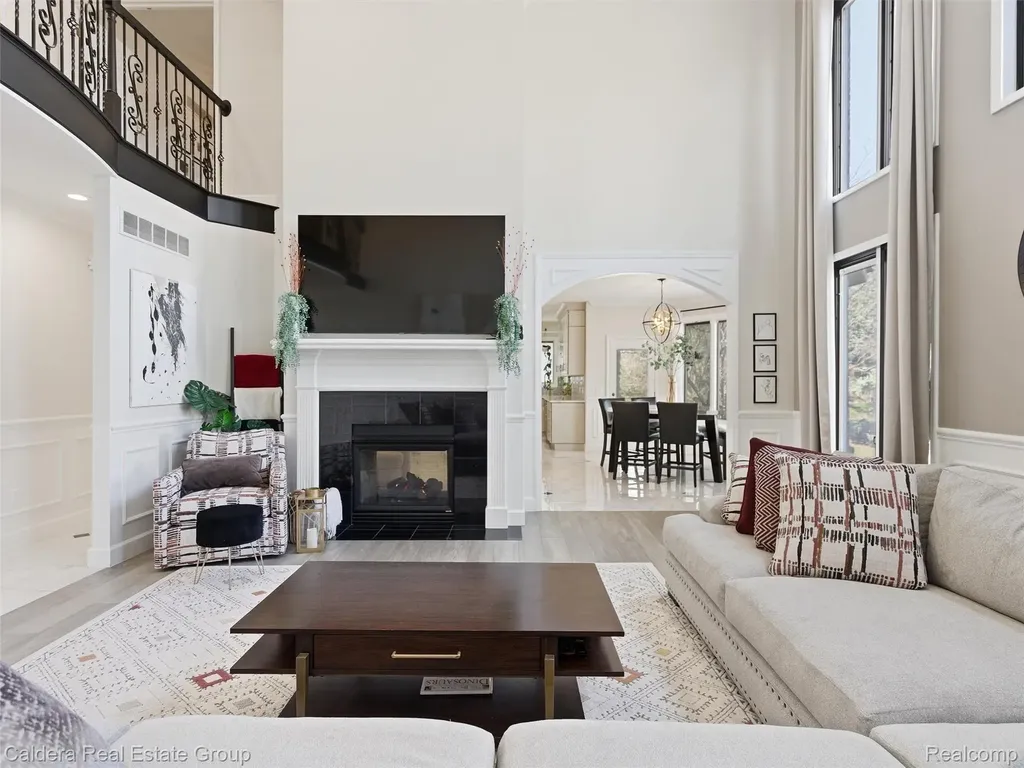 7219 Vista Drive Shelby Charter Township MI 48316