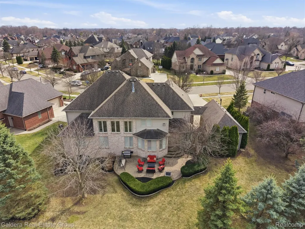 7219 Vista Drive Shelby Charter Township MI 48316