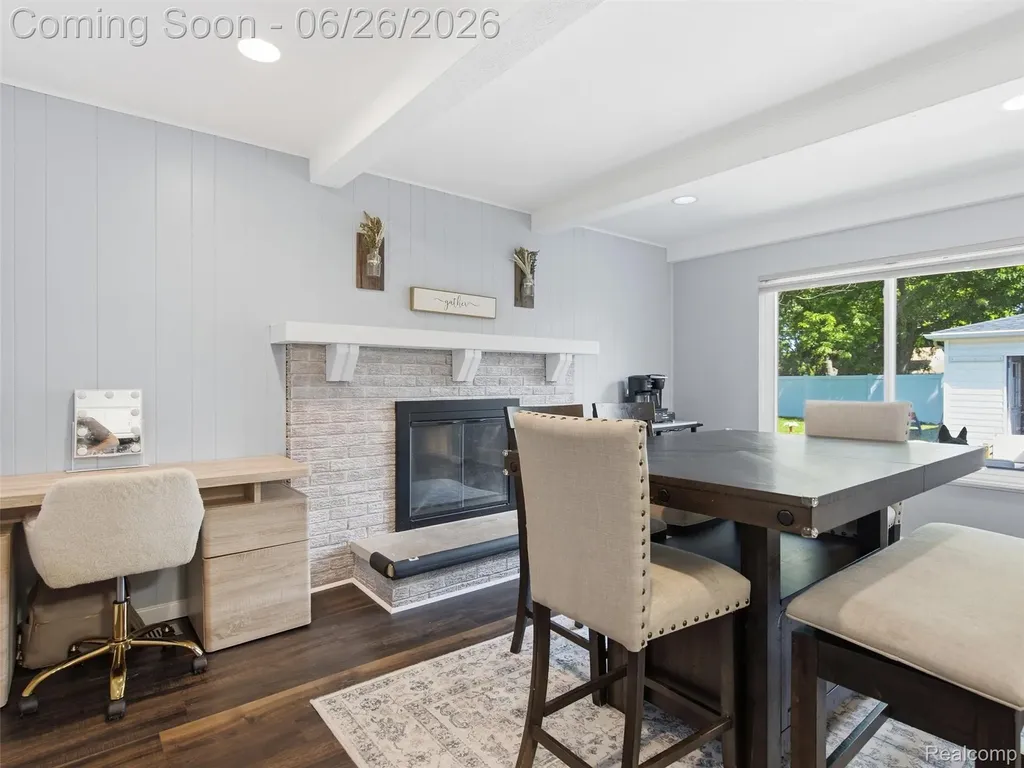 40963 Flagstaff Drive Sterling Heights City MI 48313