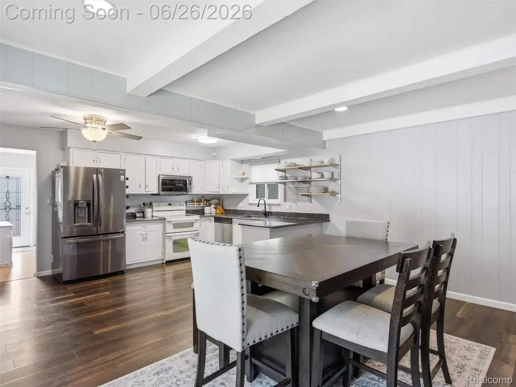 40963 Flagstaff Drive Sterling Heights City MI 48313