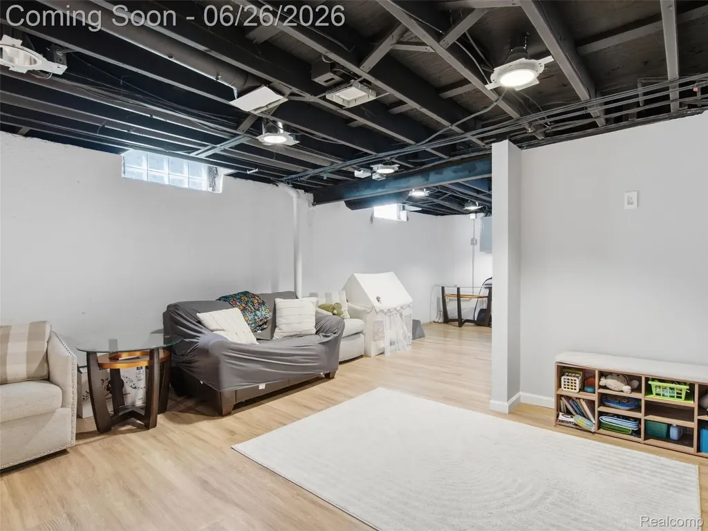 40963 Flagstaff Drive Sterling Heights City MI 48313