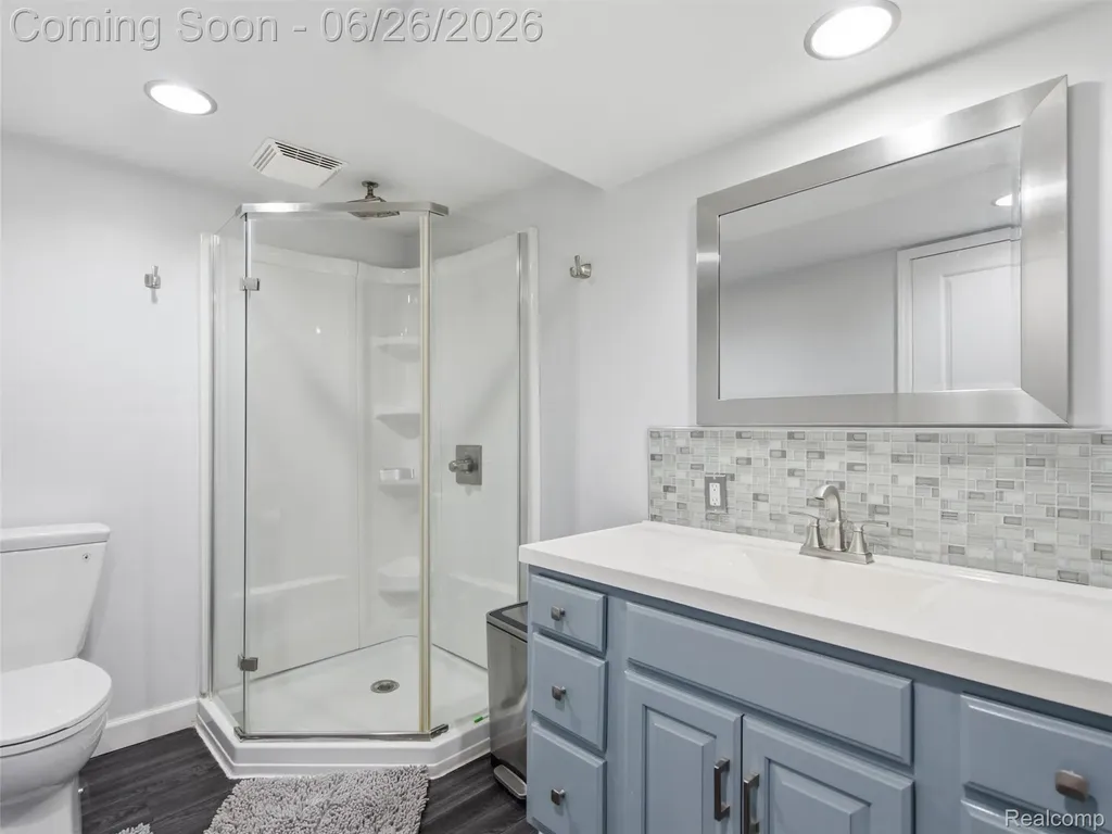 40963 Flagstaff Drive Sterling Heights City MI 48313