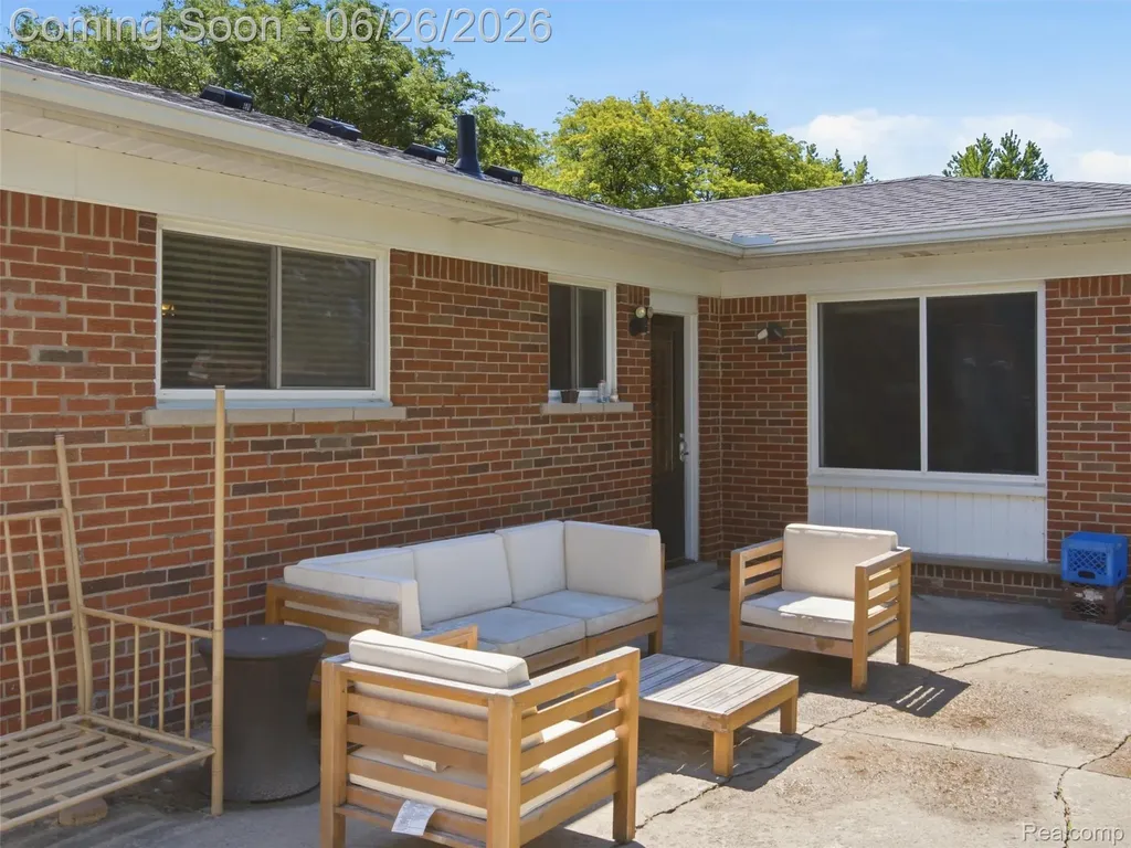 40963 Flagstaff Drive Sterling Heights City MI 48313