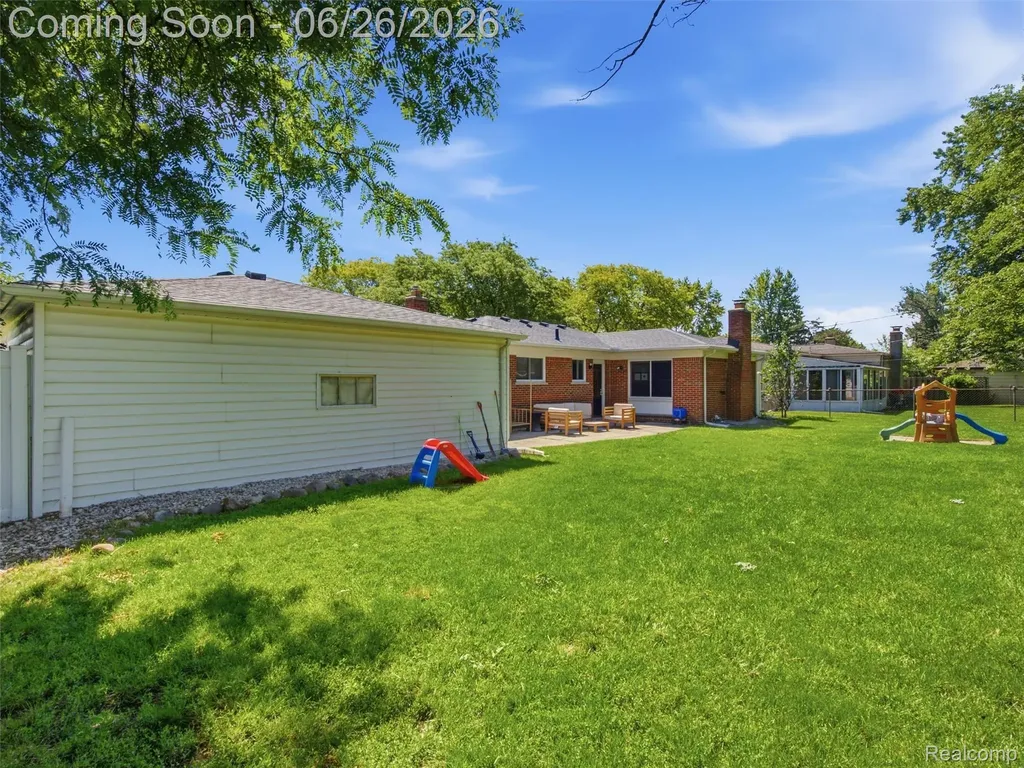 40963 Flagstaff Drive Sterling Heights City MI 48313