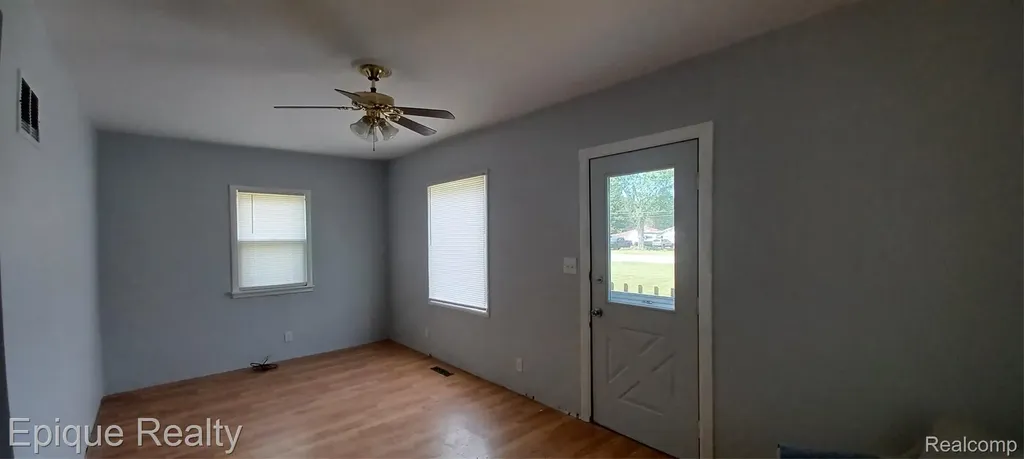 4525 W Water Street Kimball Township MI 48074