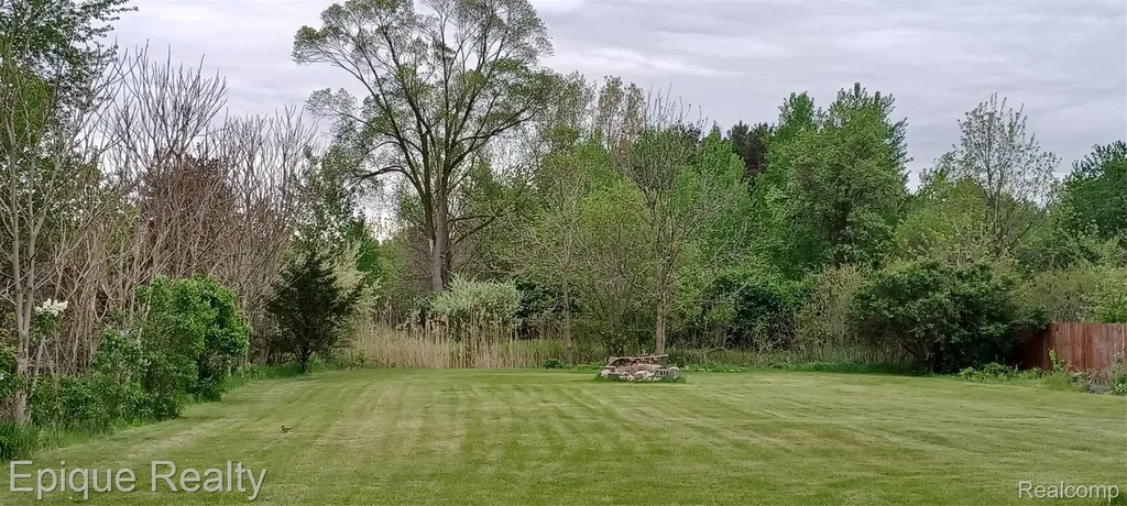 4525 W Water Street Kimball Township MI 48074