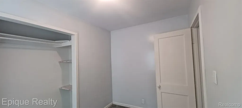 4525 W Water Street Kimball Township MI 48074