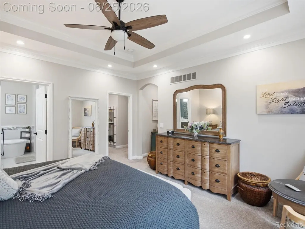 60778 Forest Creek Drive Washington Township MI 48094
