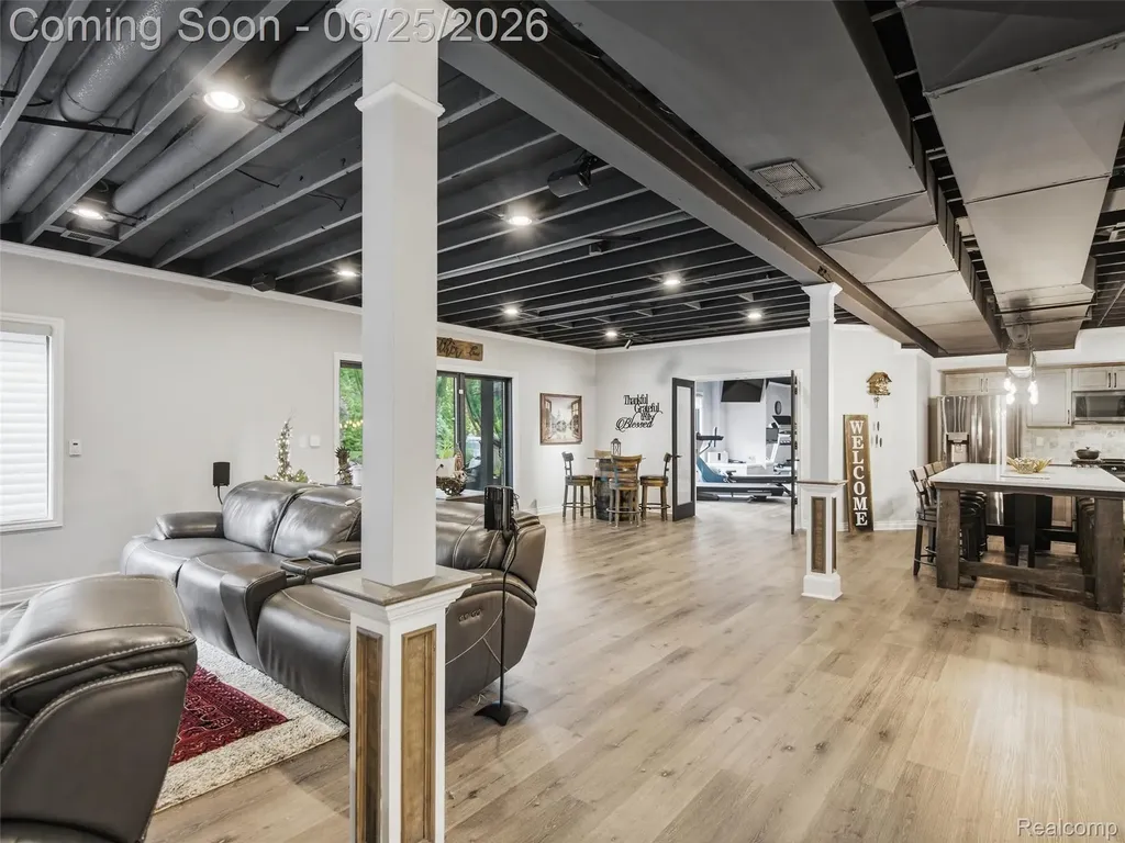 60778 Forest Creek Drive Washington Township MI 48094