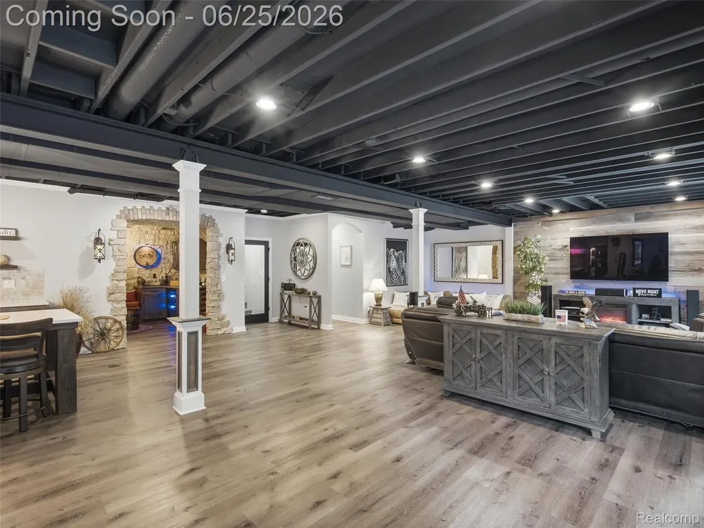 60778 Forest Creek Drive Washington Township MI 48094